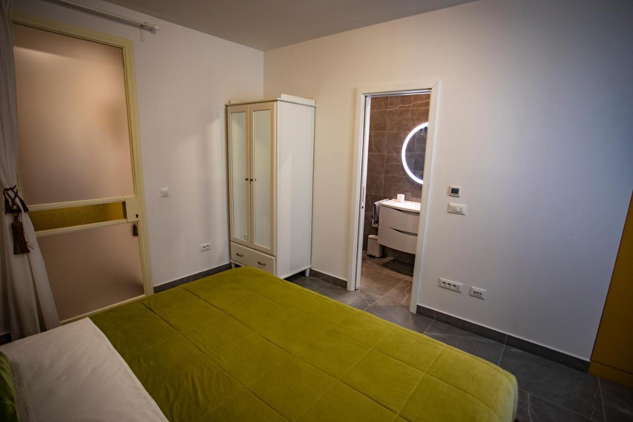 Ferienwohnung Nook Bb Split Exterior foto