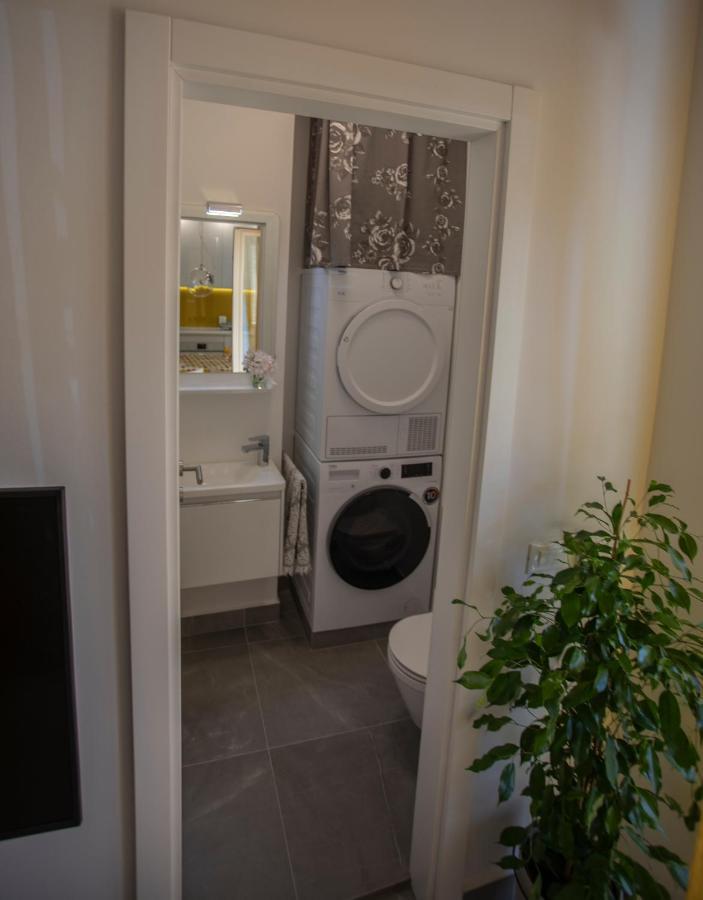 Ferienwohnung Nook Bb Split Exterior foto